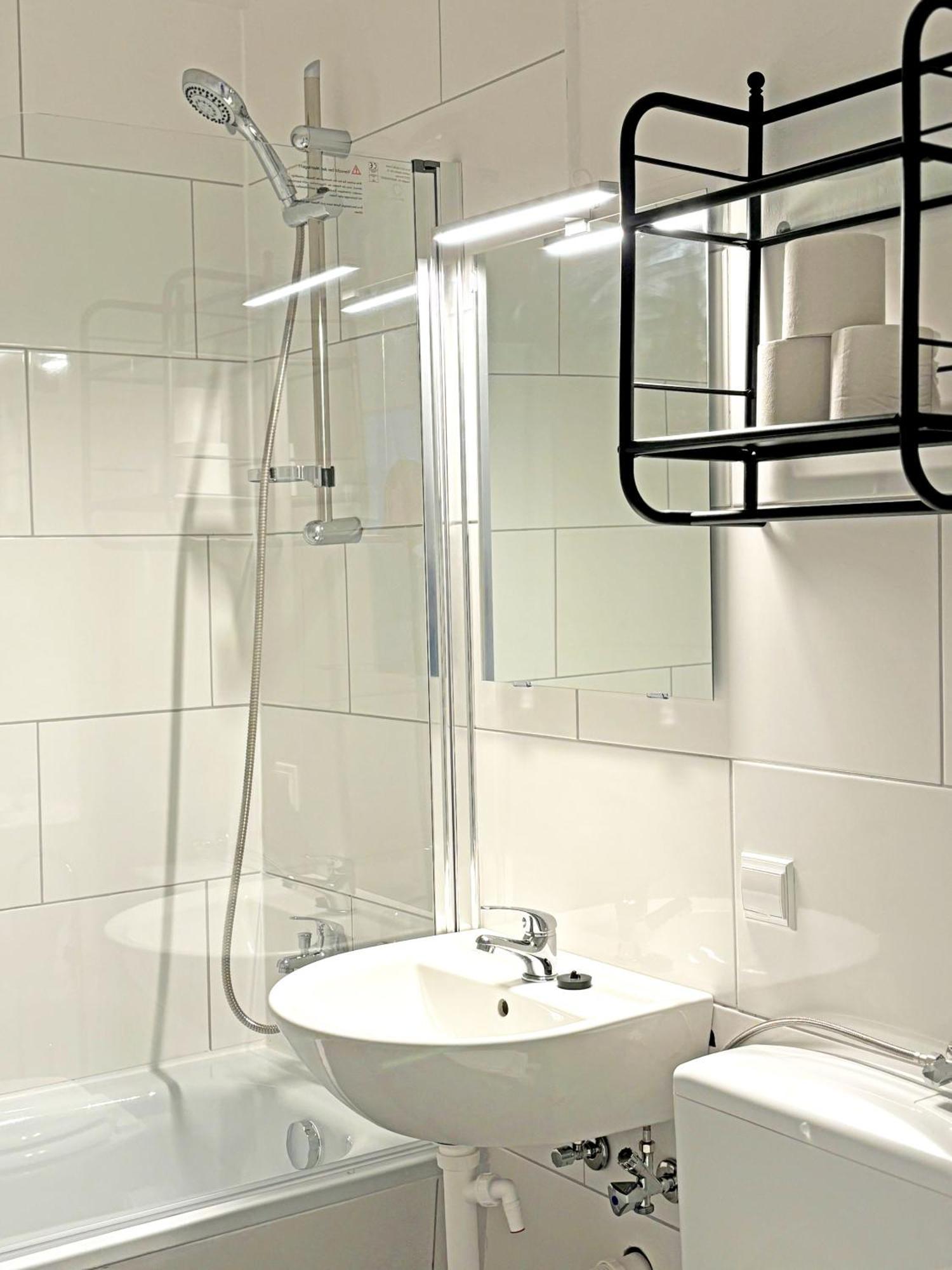 Hammerhotel Apartments - Fontanestrasse 3 - 06126 - Halle  Zewnętrze zdjęcie